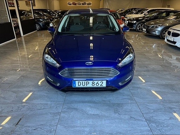 Ford Focus 12 of 21