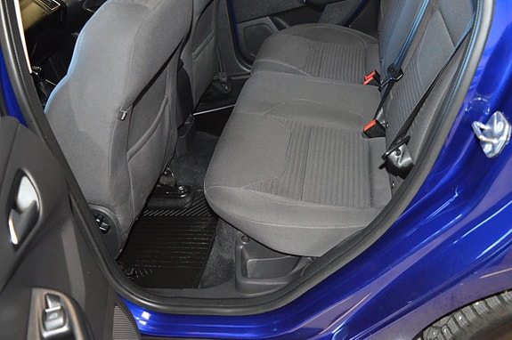 Ford Focus 19 of 21