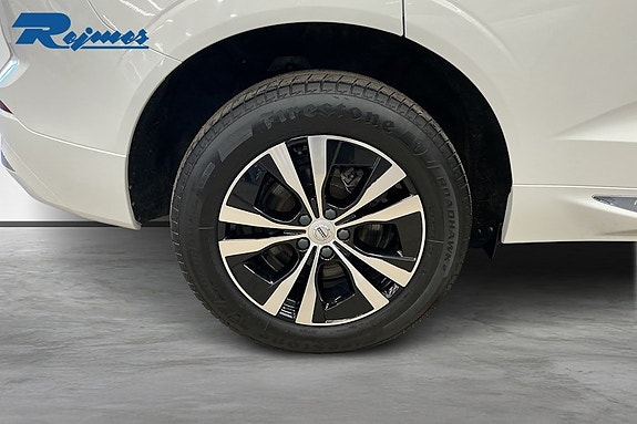 Volvo XC60 14 of 17