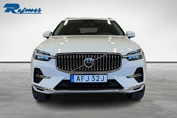 Volvo XC60 5 of 17