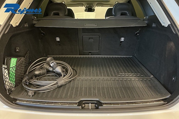 Volvo XC60 11 of 17