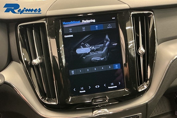 Volvo XC60 10 of 17