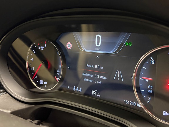 Opel Insignia 18 of 20