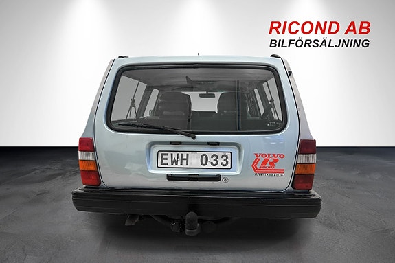 Volvo 245 6 of 28