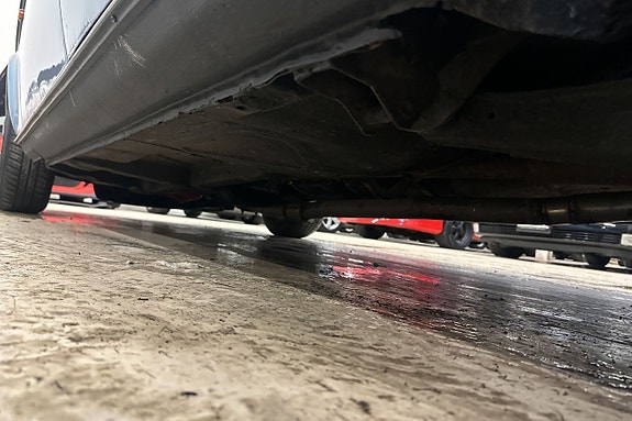 Volvo 245 24 of 28