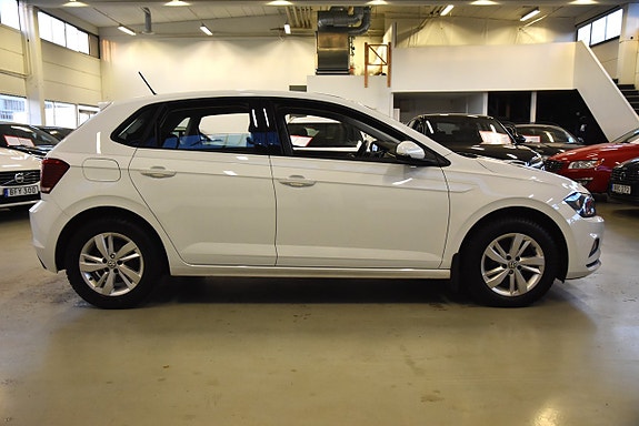 Volkswagen Polo 3 of 5