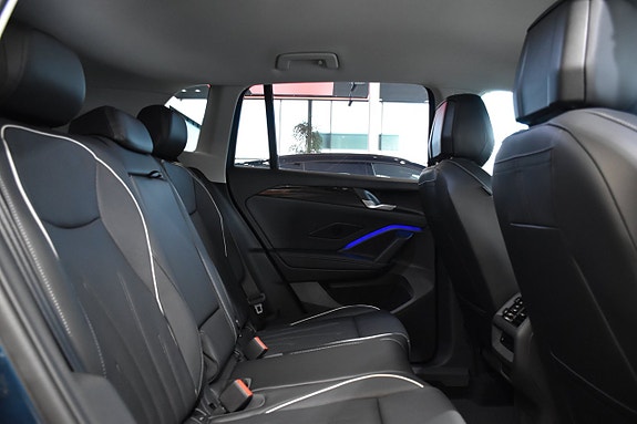 Volkswagen Tiguan 15 of 27