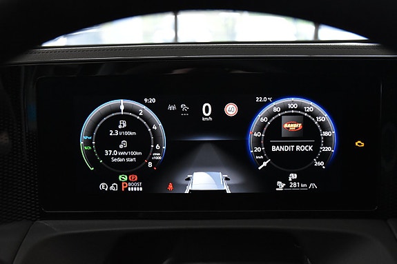 Volkswagen Tiguan 17 of 27