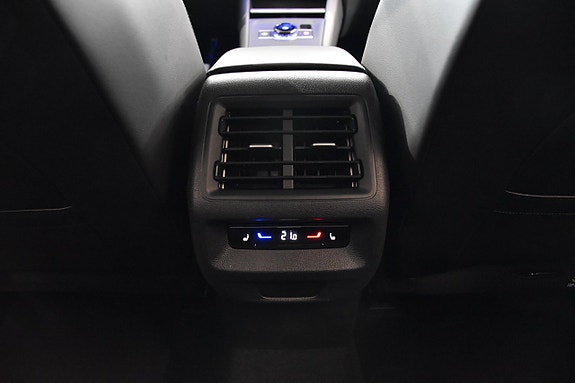 Volkswagen Tiguan 27 of 27
