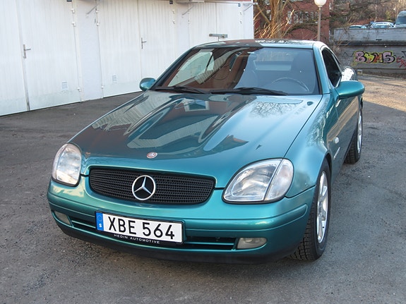 Mercedes-Benz SLK230 4 of 9
