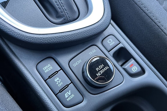 Toyota Yaris Cross 21 of 21