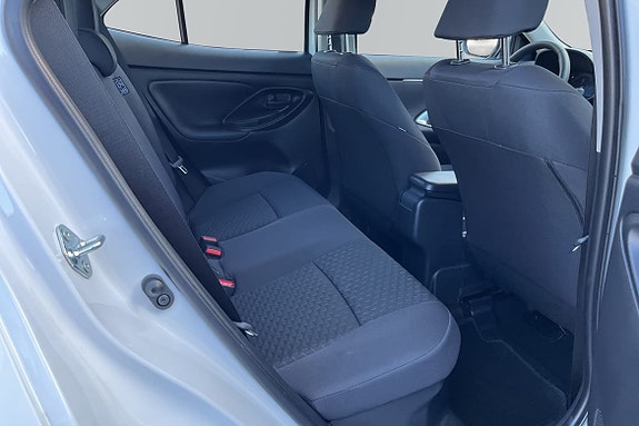 Toyota Yaris Cross 7 of 21