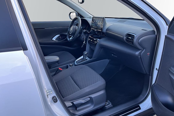 Toyota Yaris Cross 6 of 21