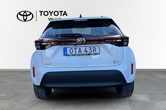 Toyota Yaris Cross 4 of 5