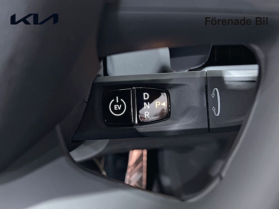 Kia EV9 15 of 24