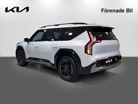 Kia EV9 6 of 24
