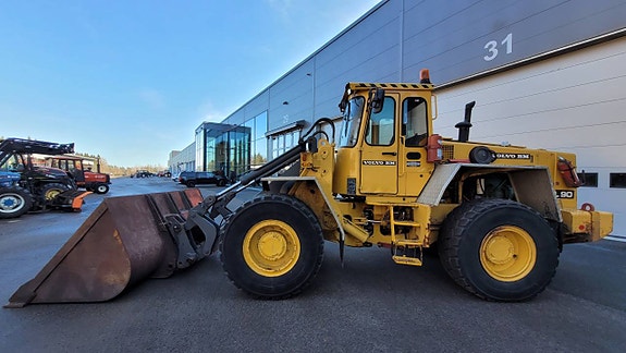 Volvo BM L90