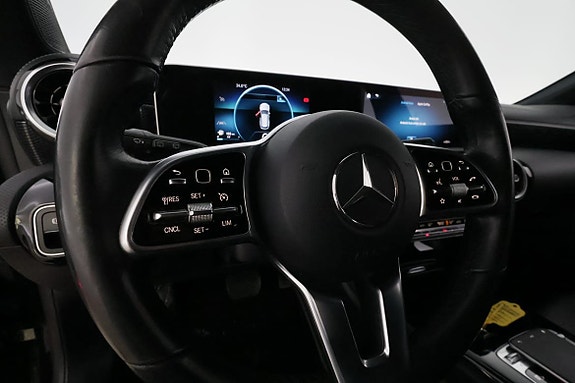 Mercedes-Benz CLA200 16 of 30