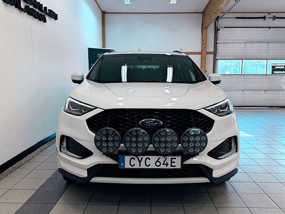 Ford Edge 2 of 5