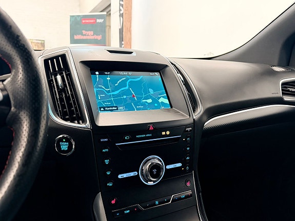 Ford Edge 13 of 20