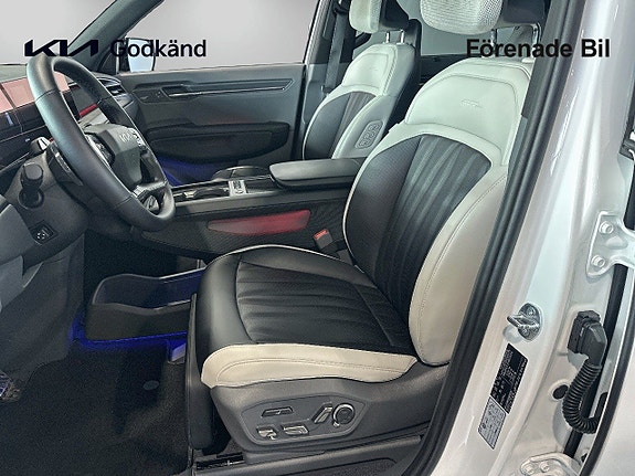Kia EV9 8 of 22