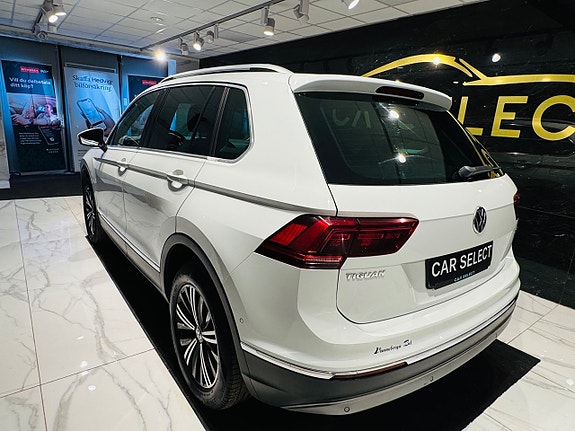 Volkswagen Tiguan 3 of 27