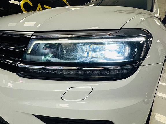 Volkswagen Tiguan 24 of 27
