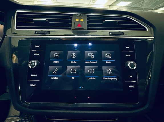 Volkswagen Tiguan 12 of 27