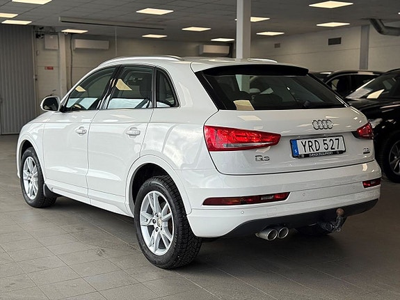 Audi Q3 4 of 5