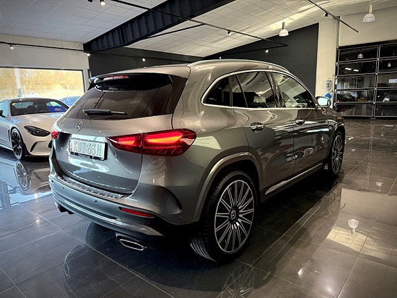 Mercedes-Benz GLA200 29 of 30