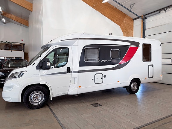 Bürstner Nexxo T 740 Queenbed 2x AC Fukttestad 148 hk