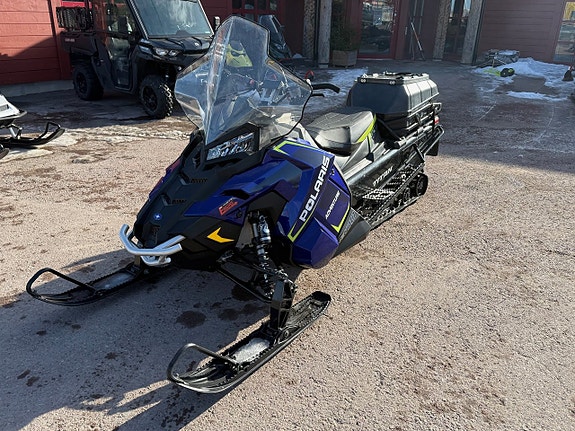 Polaris Titan 800 Adventure