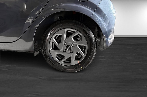 Kia Picanto 15 of 15