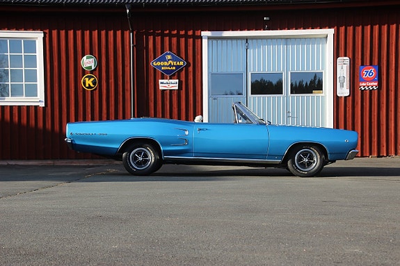 Dodge Coronet 2 of 5