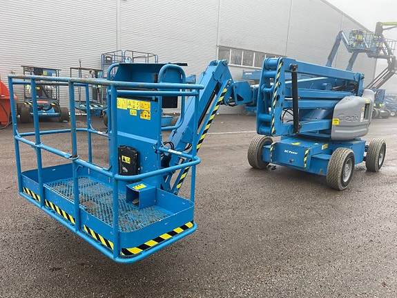 Genie Z45/25 J DC Vikbomslift 16m EL