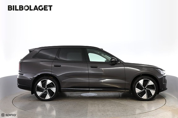 Volvo EX90 5 of 20