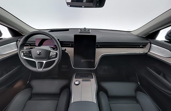 Volvo EX90 7 of 20