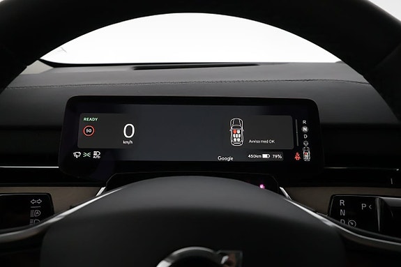 Volvo EX90 13 of 20