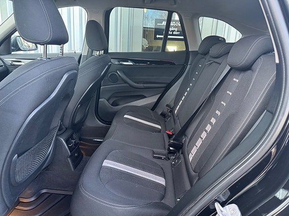 BMW X1 18 of 23