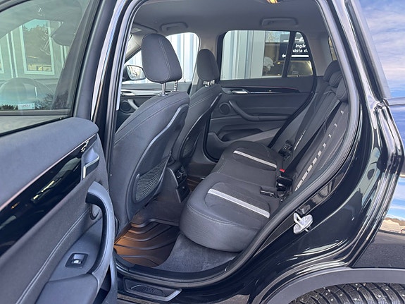 BMW X1 17 of 23