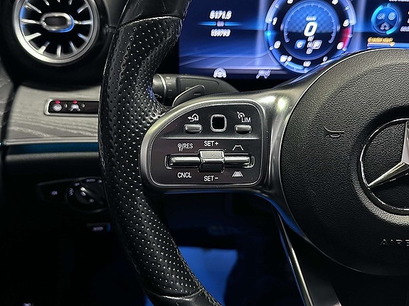 Mercedes-Benz CLS400 d 21 of 28