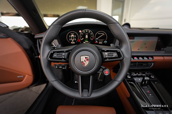 Porsche 911 9 of 23