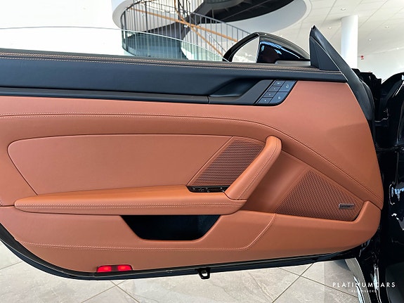 Porsche 911 19 of 26