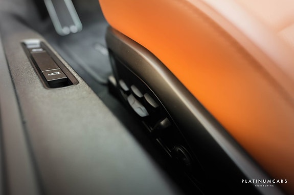 Porsche 911 17 of 23