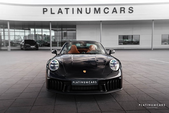Porsche 911 3 of 23