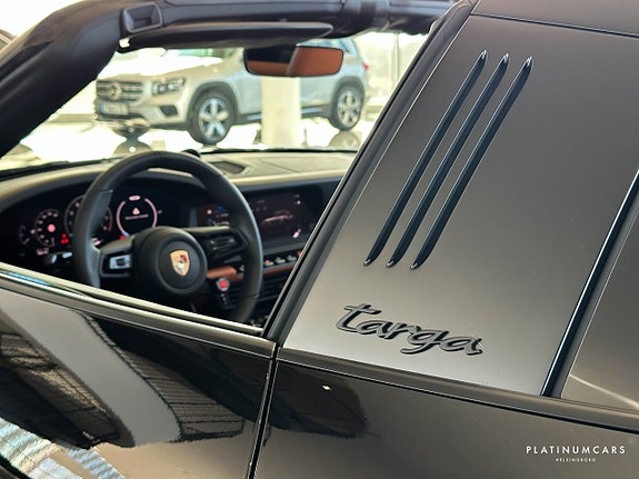 Porsche 911 6 of 26