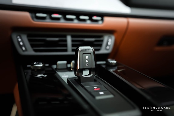 Porsche 911 13 of 23