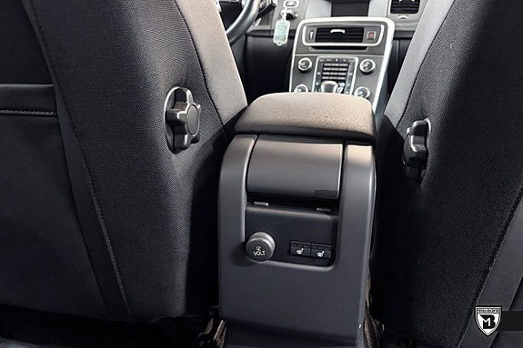 Volvo V60 13 of 16