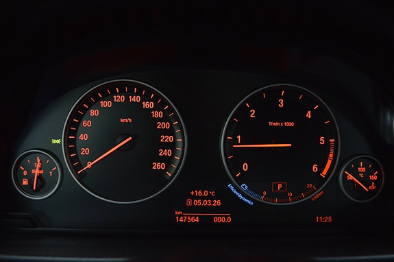BMW 520d 13 of 27