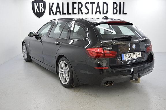 BMW 520d 3 of 5